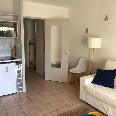 Apartment Studio L'air Marin Avec Terrasse Et Jardinet A 2 Pas De La Plage *